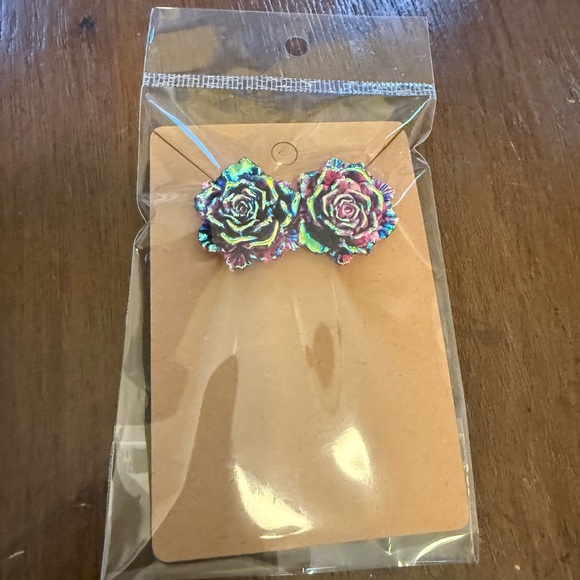 2/$29 or 3/$39 NWOT Large iridescent metallic rose stud earrings! - Picture 3 of 5
